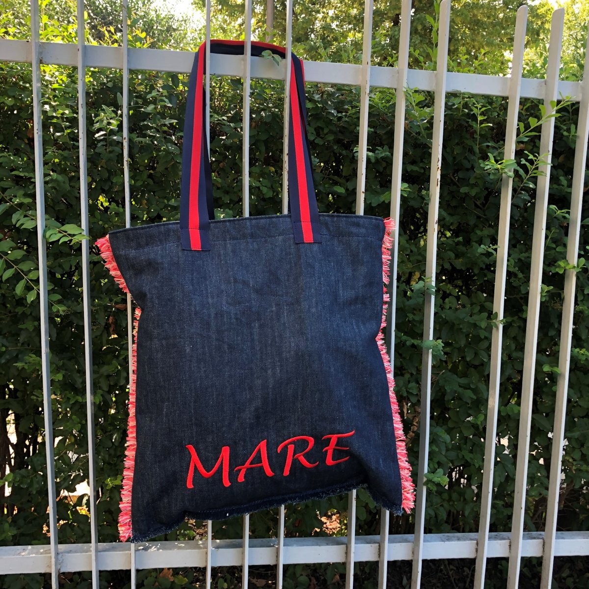 Borsa con ricamo MARE