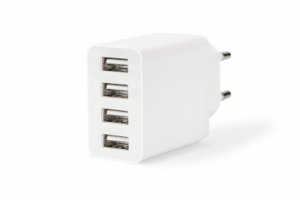 ALIMENTATORE USB 4 PORTE 5 VOLT 4 AMPERE PER DISPOSITIVI MOBILI