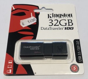 Kingston Flash Drive 32GB